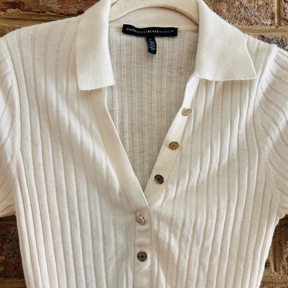 White House Black Market Cream Ribbed V-Neck Top - Picture 2 of 4